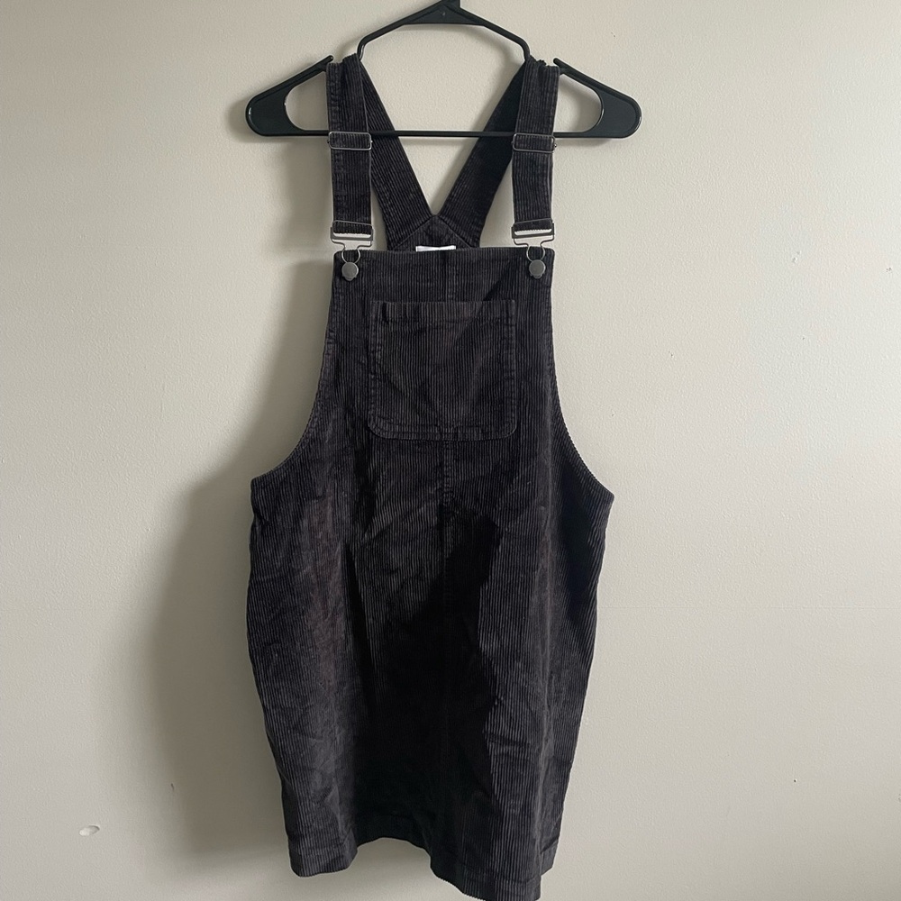 Overall dress